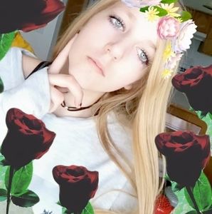 Meet your Posher, Hailey